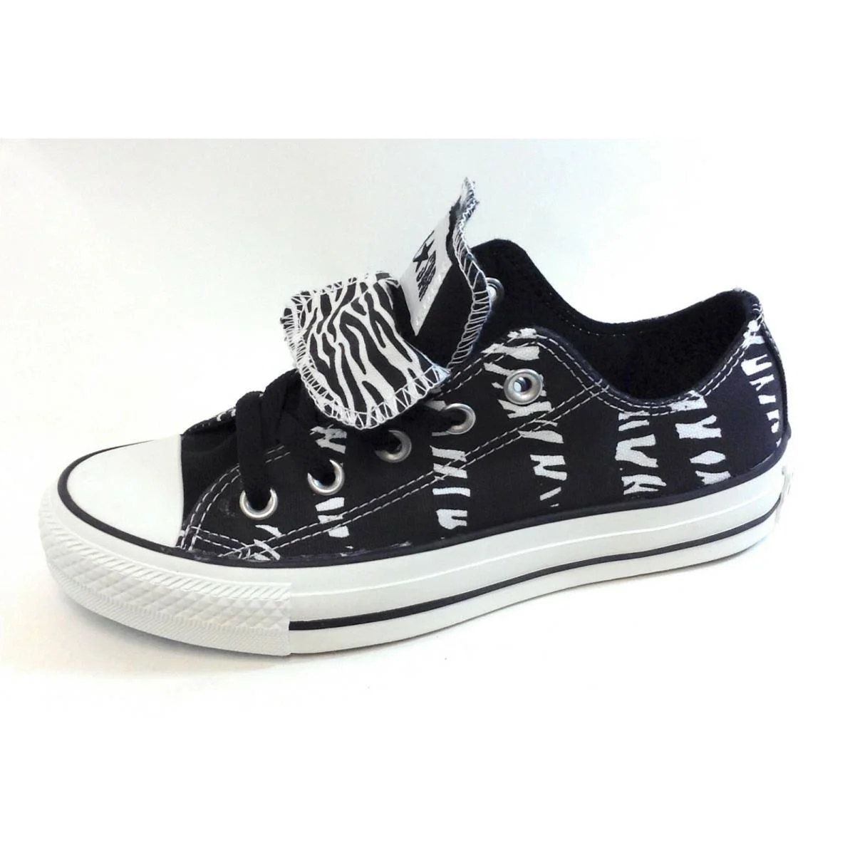 Converse shoes  - Black 0