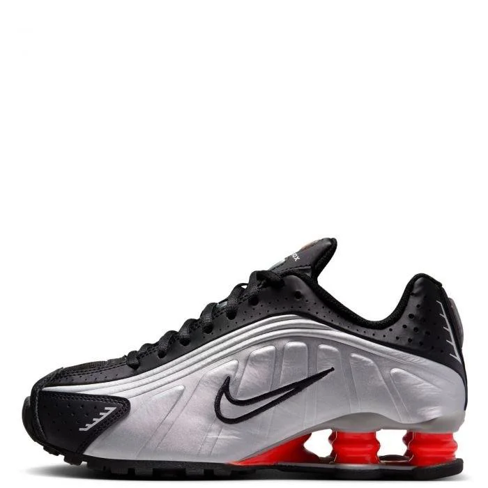 Nike Shox R4 Shoes Youth Size 6Y / Women Size 7.5 Black Silver Grey CW2626 005 - Silver